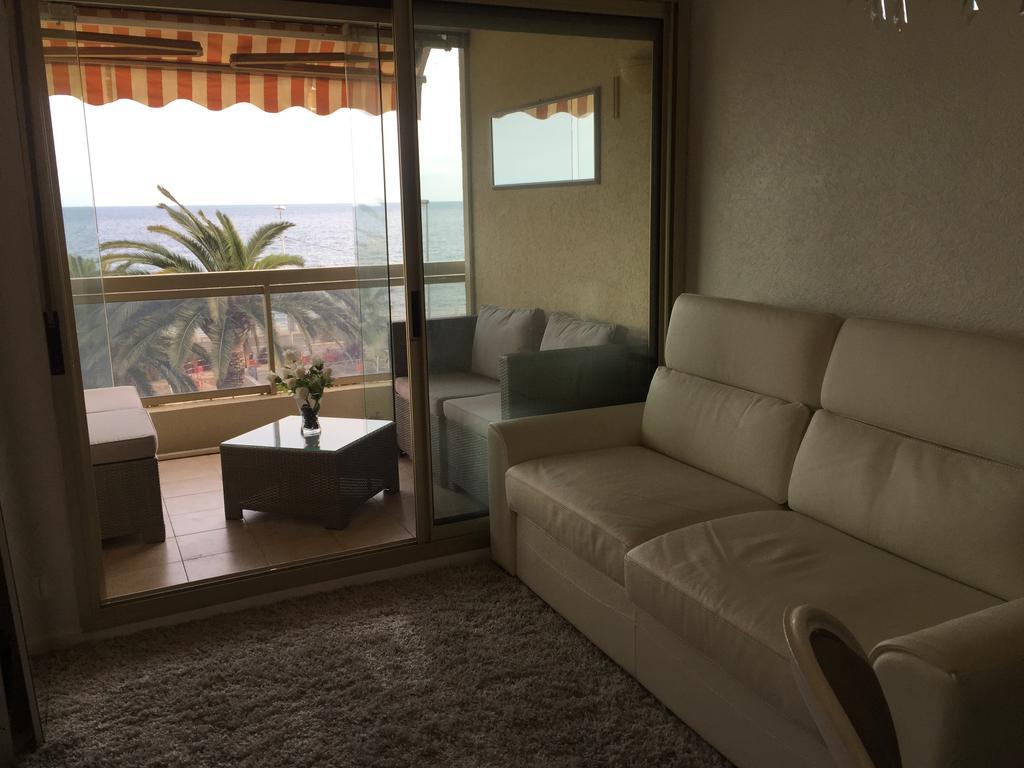 Dionysos Vue Mer Канны Номер фото
